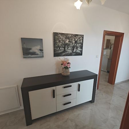 Apartmani Sandra Malinska Sveti Vid-Miholjice Extérieur photo
