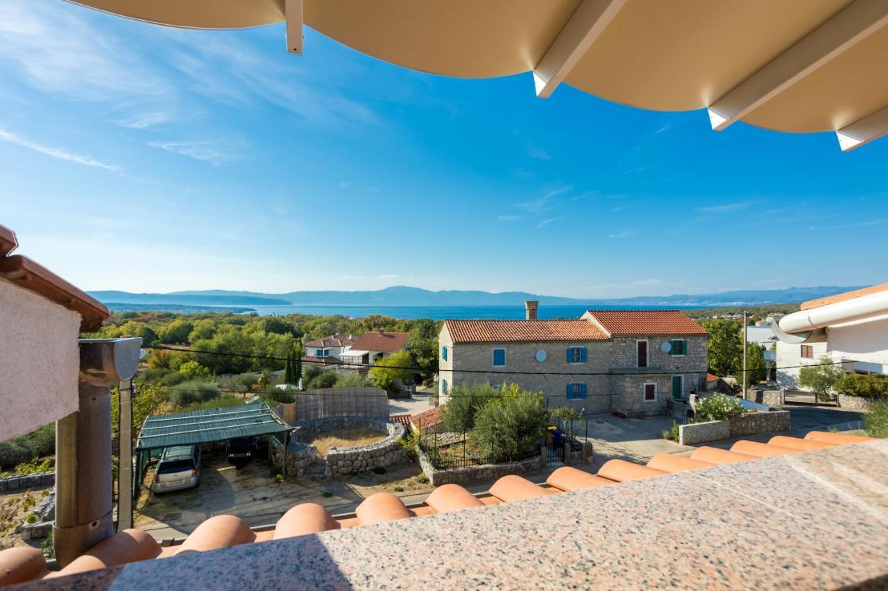 Apartmani Sandra Malinska Sveti Vid-Miholjice Extérieur photo