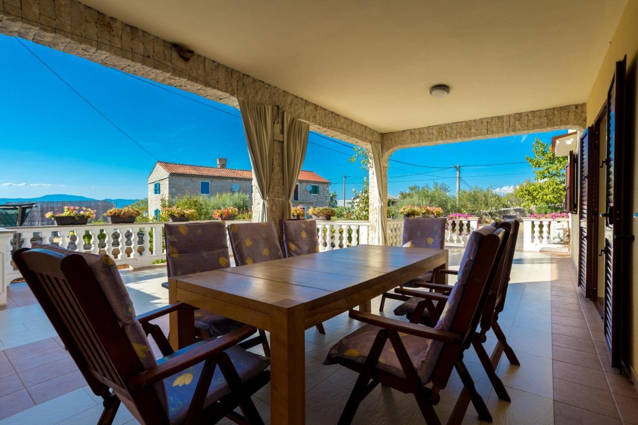 Apartmani Sandra Malinska Sveti Vid-Miholjice Extérieur photo